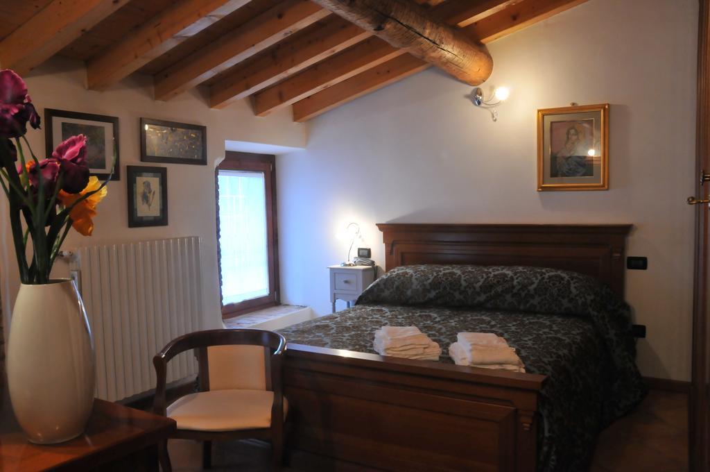 Bed & Breakfast Castello Padenghe sul Garda Pokój zdjęcie